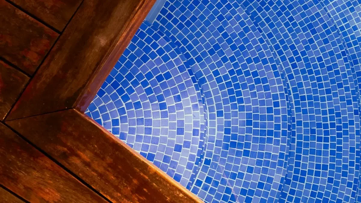 terrasse bois et piscine — Terrasse bois et piscine : comprendre et agir